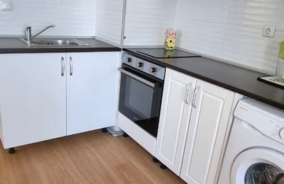 Alquiler de un apartamento acogedor y compacto de dos habitaciones en el barrio de Levski, Varna, Bulgaria